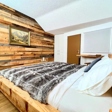 Lejlighed Casa Tschierva